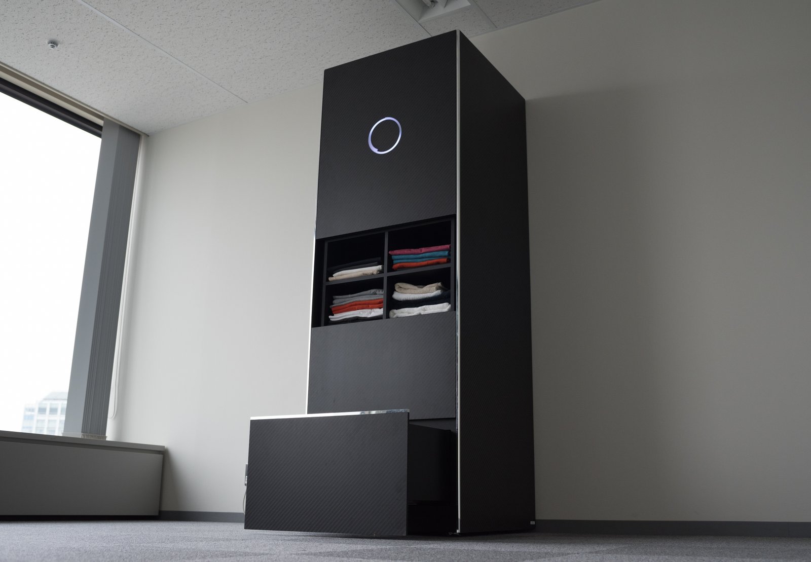 Laundroid futuristische gadget